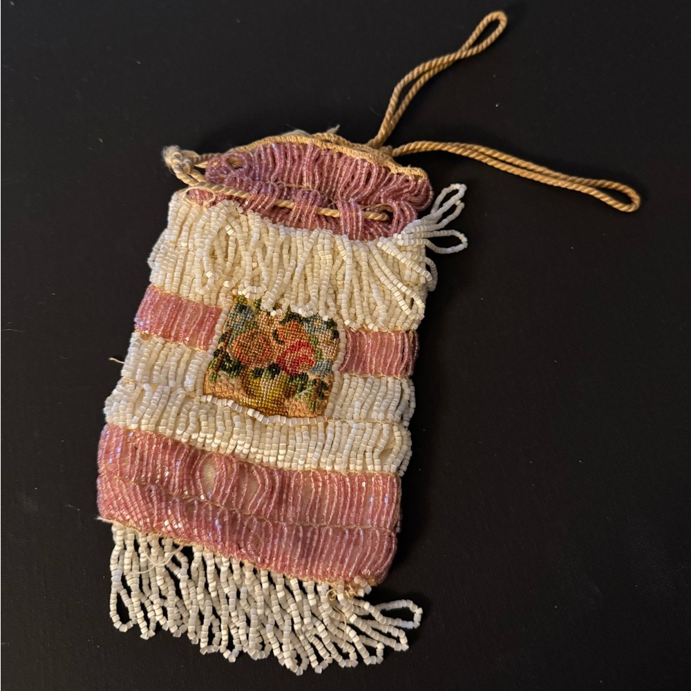 Elegant Beaded Pink and Cream Women's Bag Vintage 1920’s